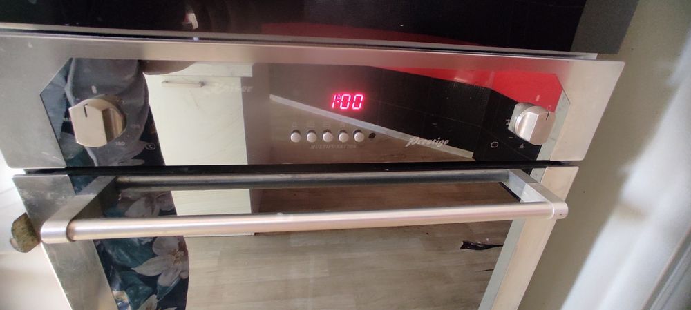 Духовка  электрическая Kaiser