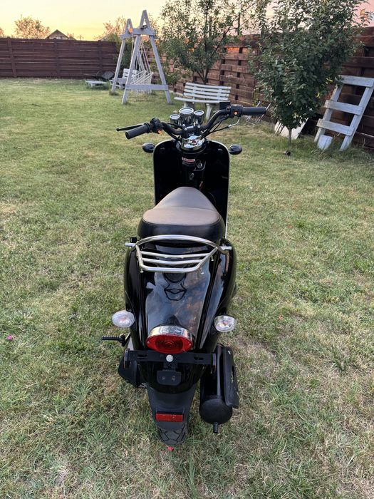 Scuter retro VENUS  acte provenienta 50 cmc