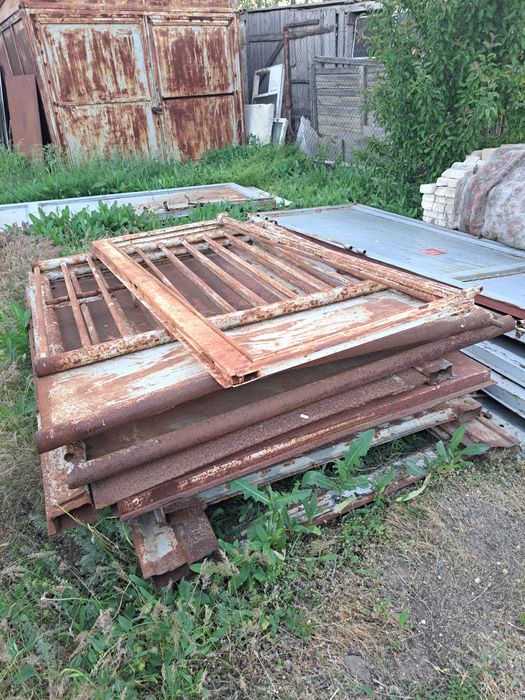 Продам железные ворота большие