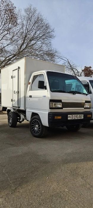 Laboni.butkasi sotiladi.