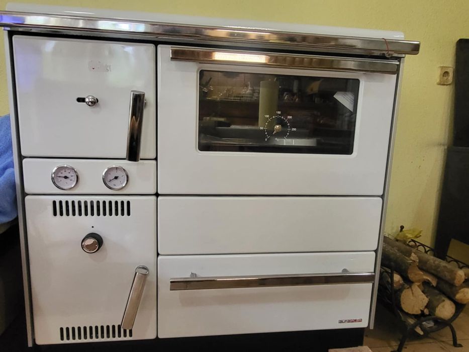 Сръбска печка с водна риза