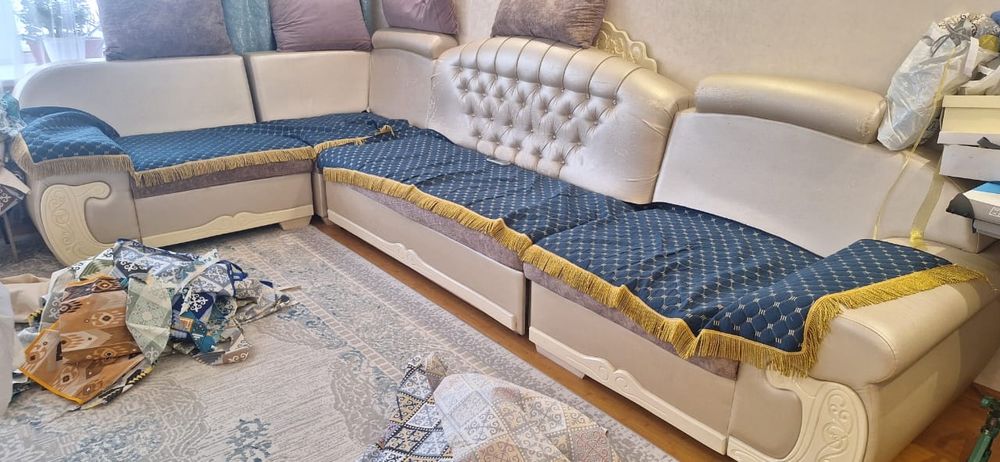 Диван срочно продаётся