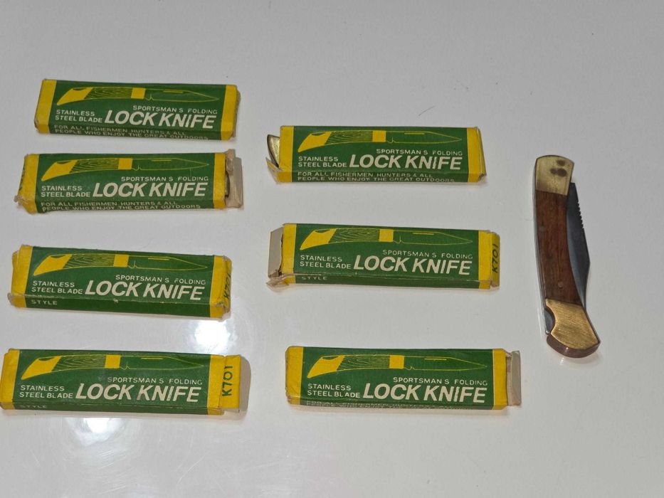 Lot vintage de 8 bricege 8