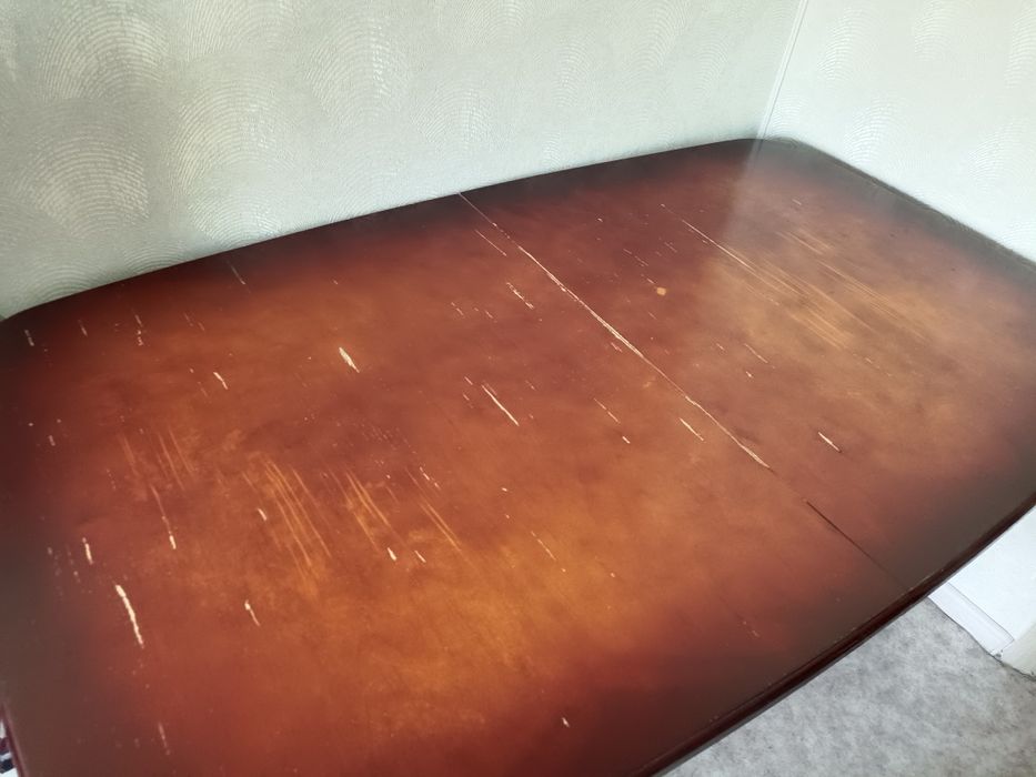 Продам раздвижной деревянный стол