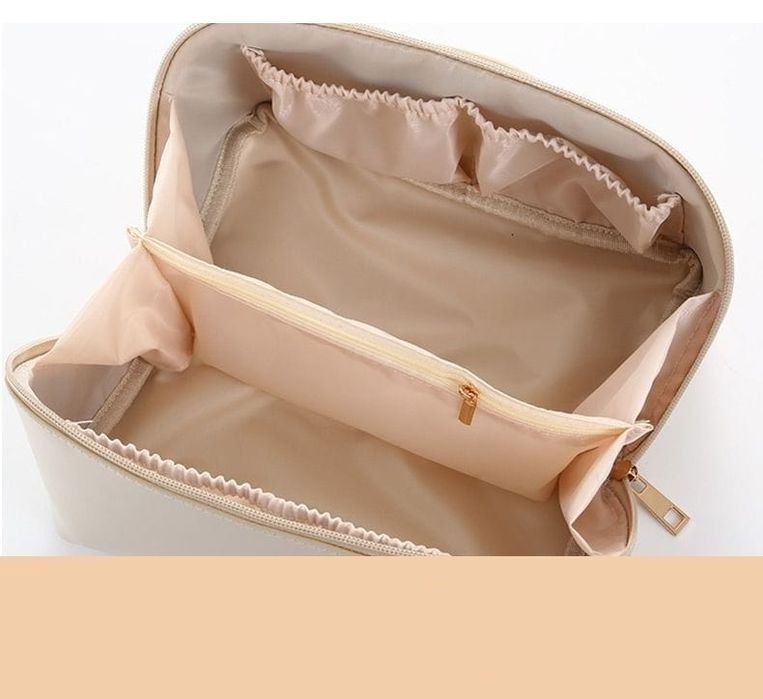 Косметичка разных цветов