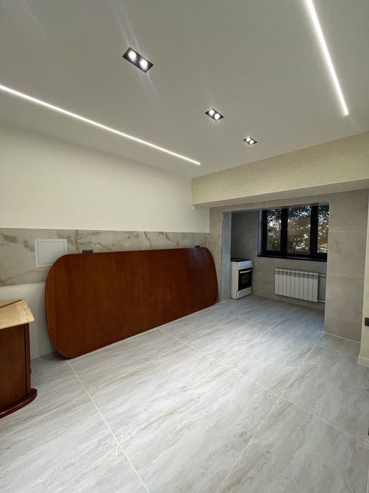 4-х комнатная квартира студия на Ц-12/ Продажа