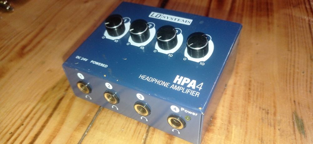 Amplificator pentru căști