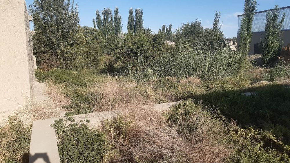 uy,uchastka 12 sotixli