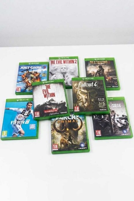 XBOX One S + 8 jocuri pachet + controller negru