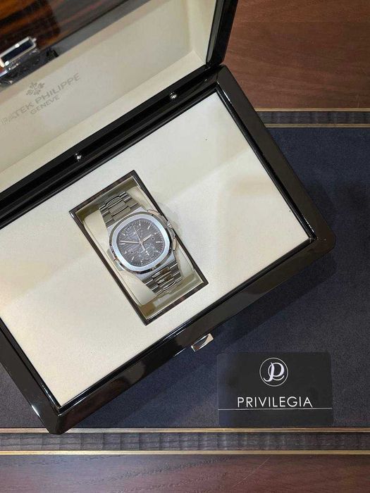 Patek Philippe Nautilus 5990