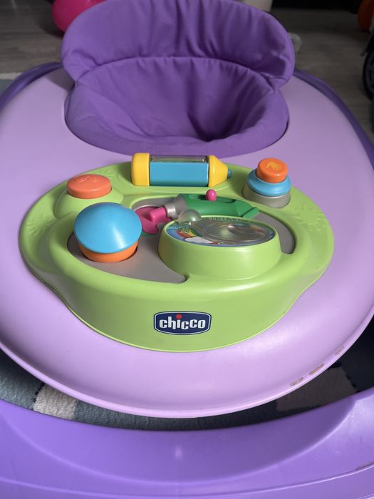 Ходунки детские  chicco
