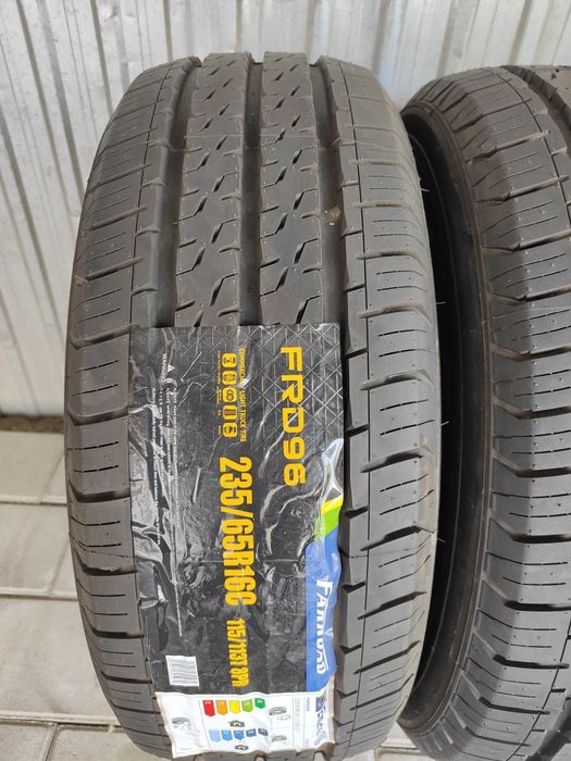 235х65 R16C летние шины Farroad