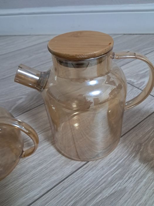 Чайник жаропрочный продам.