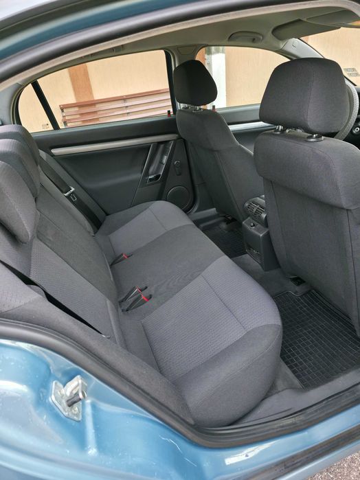 Opel Vectra C 2006 1.9 150 CP