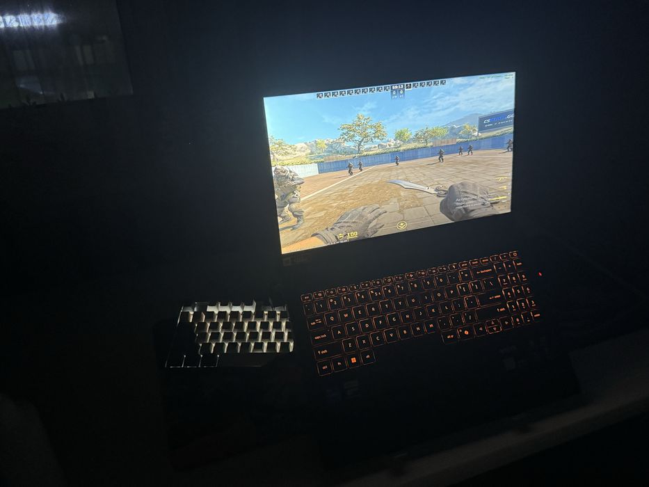 Продам ноутбук RTX5050