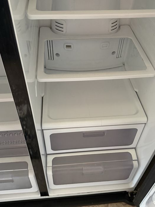 Холодильник продам или на запчасти