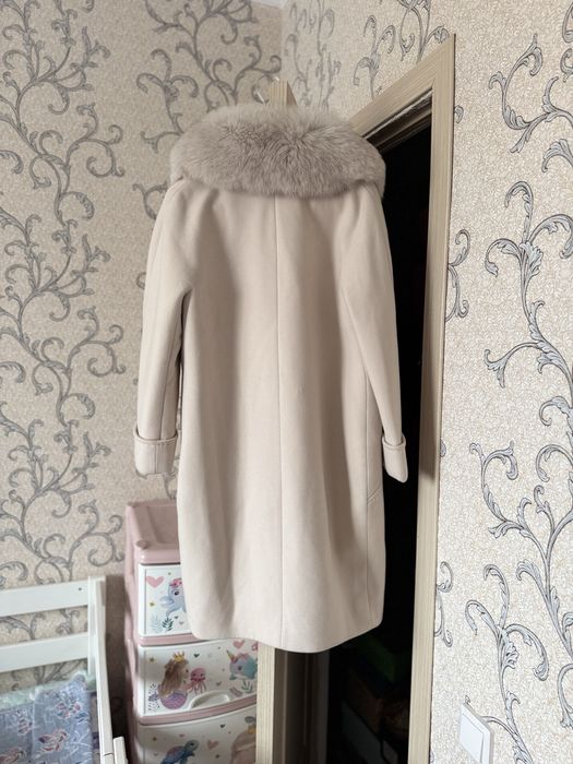 Продаеться пальто