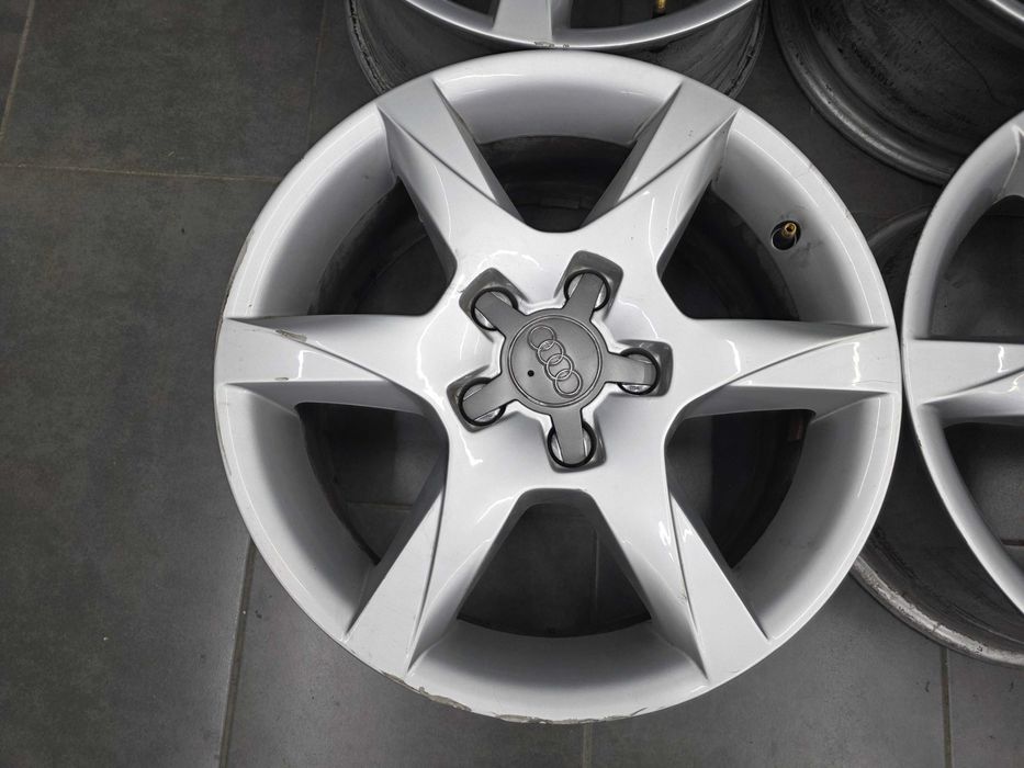 Джанти 16 - Audi