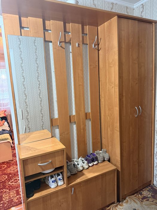 Продам прихожую состоняие хорошее