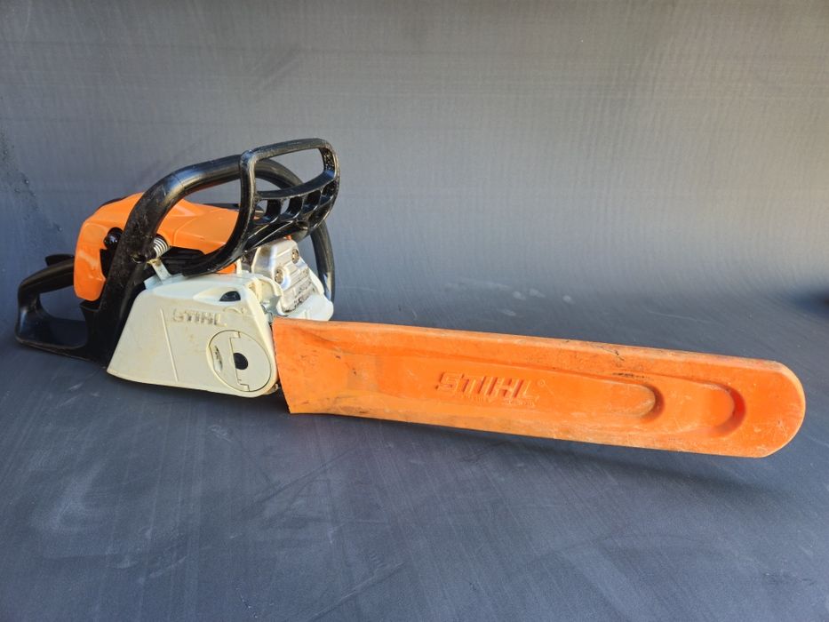 Drujbă Stihl 211C imp Germania