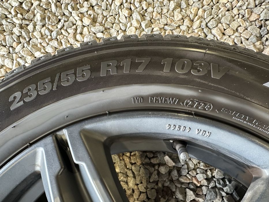 Джанти 17 VW AUDI 5х112 центр. отвор66.6, 7.5J, с гуми 235/55