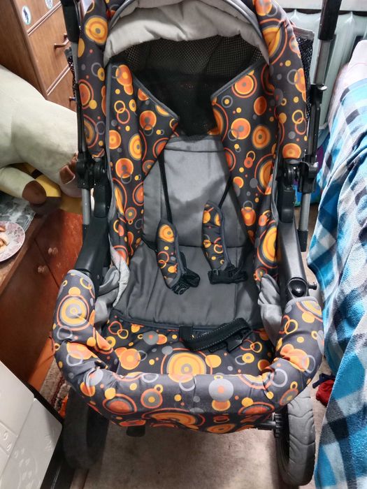 Детская коляска-внедорожник