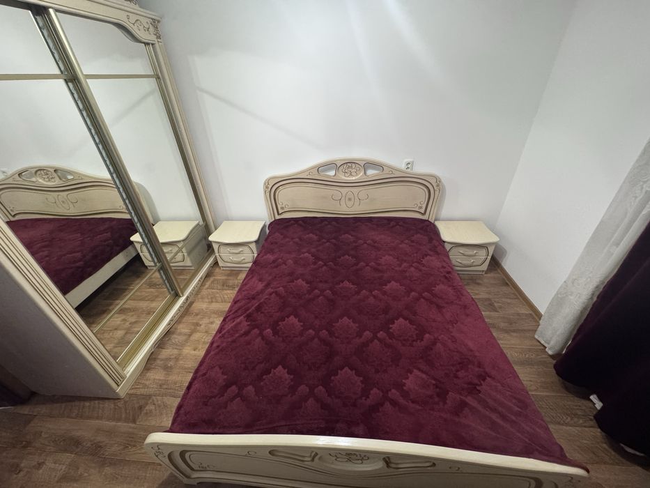 Спальный гарнитур