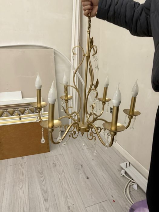 Продам люстры по 10к-15к