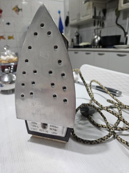 Утюг продам не дорого