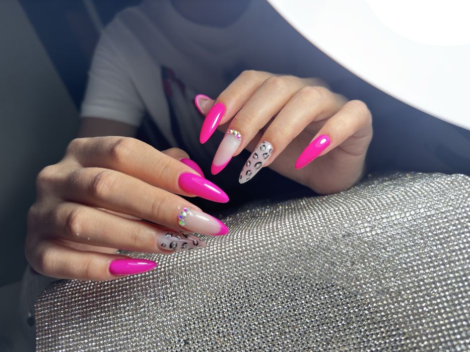 Гельвы покрытия маникюр