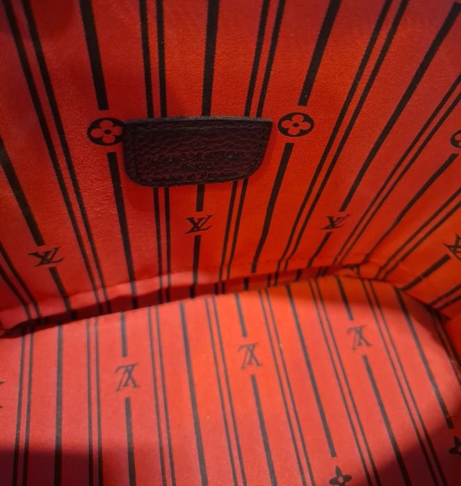 Geanta noua  Louis Vuitton