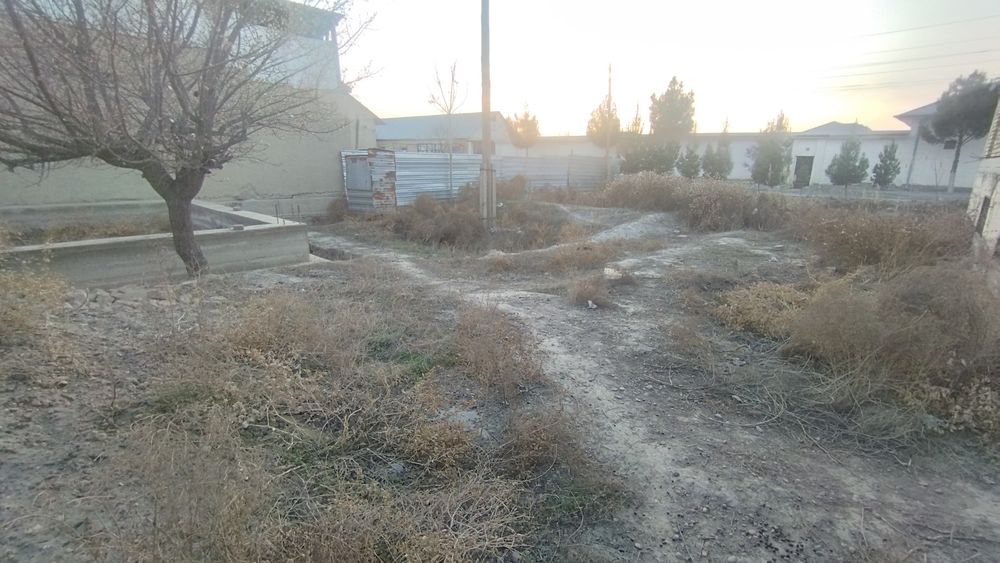 Участка ери сотилади Ромитанда