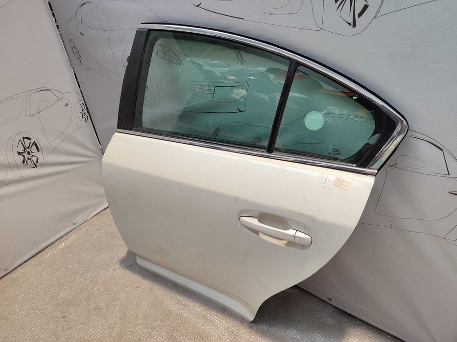 Ușă Spate Stânga Toyota Avensis T270 Sedan Alb Cod Culoare 070 2015 / [2015-2018] / 6700405041 (3C)
