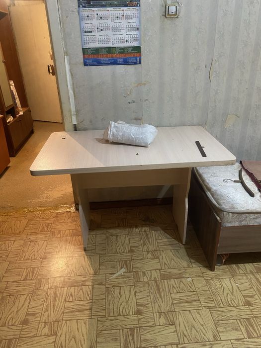 Мебель , чугунную ванну , прочие
