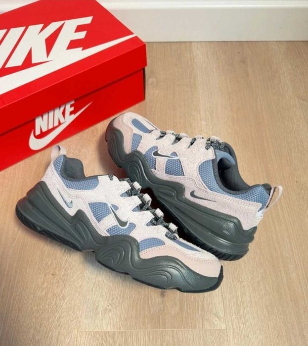 Pantofi Sport Nike Wmns Tech Hera, mărimea 37