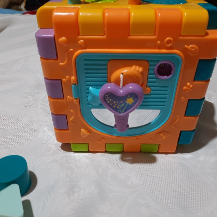 Cub interactiv 6 în 1, muzical