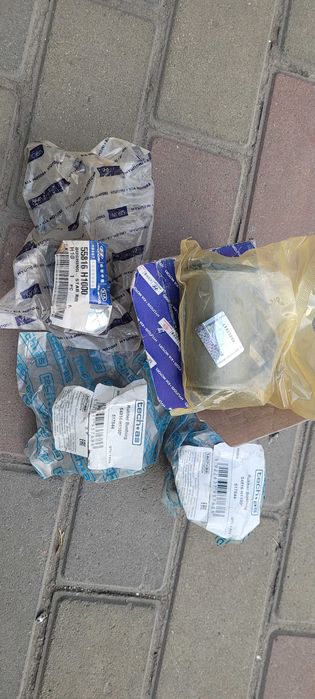 Автомобильные запчасти