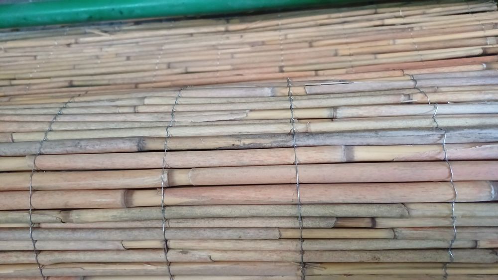 Rogojini din stuf cusute cu sarma zincata