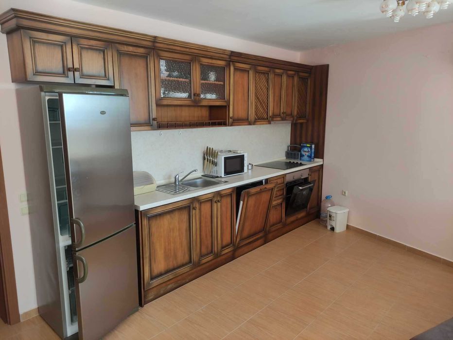 Продава се Двустаен апартамент в Бяла - 139 кв.м за 770 €/кв.м - Снимка #4