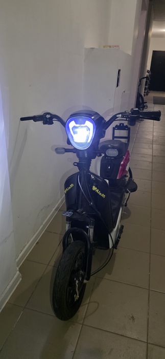 Продам скутер, скутер сатам