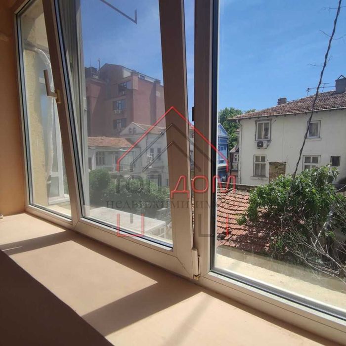 Продава се Тристаен апартамент в Варна, Център - 92 кв.м за 2490 €/кв.м - Снимка #16