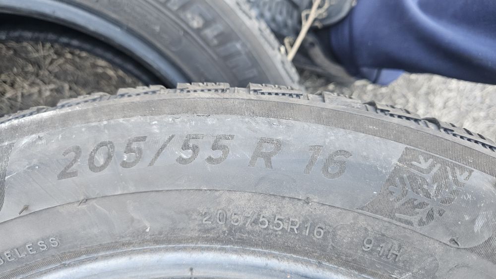 2бр гуми 205 55 16 мишелин