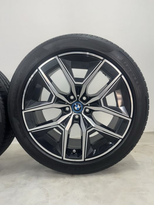 Jante Bmw i5 R19 Seria5 G60 G61 Originale 936M Pirelli vara 2024