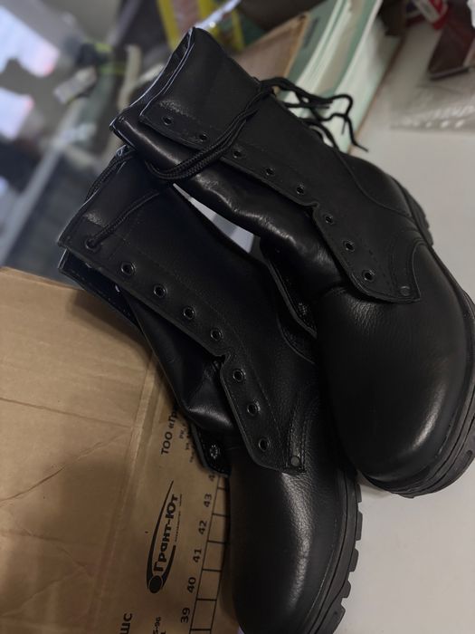 Продам берцы