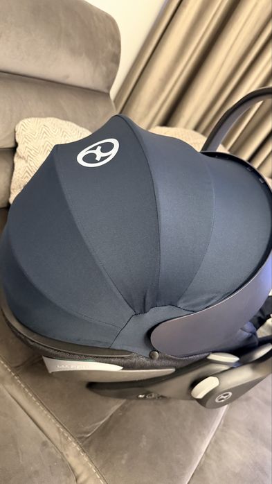 Scoică auto premium Cybex Cloud Z2 i-Size + adaptori cărucior