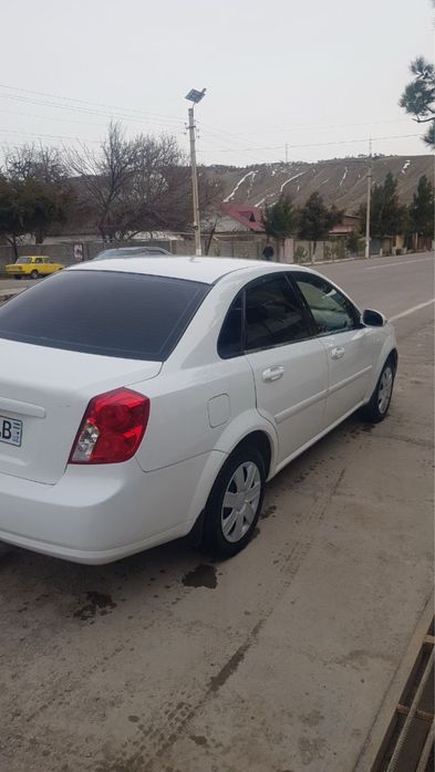 Chevrolet lasetti 18