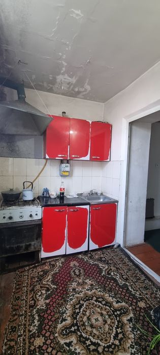Raysentr 39 kallej yaninda 4 xanali kvartira ijaraga beriladi oilalaga