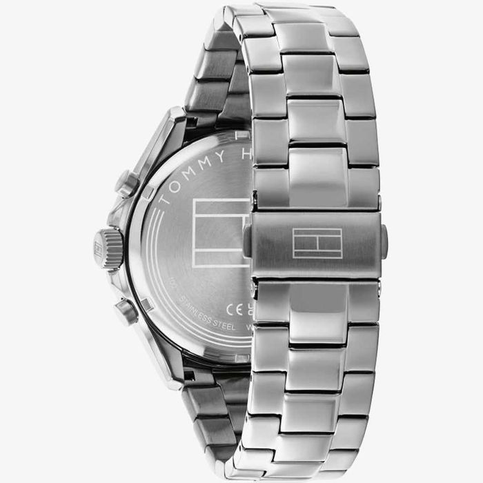 Часовник Tommy Hilfiger Axel - чисто нов, оригинал, хронограф.