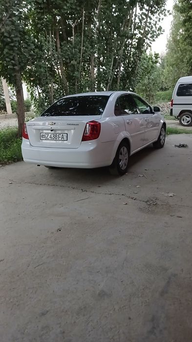 Chevrolet lasetti jentra gentra