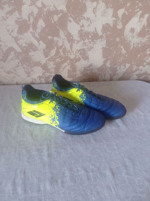 Продам бутсы/сороножки